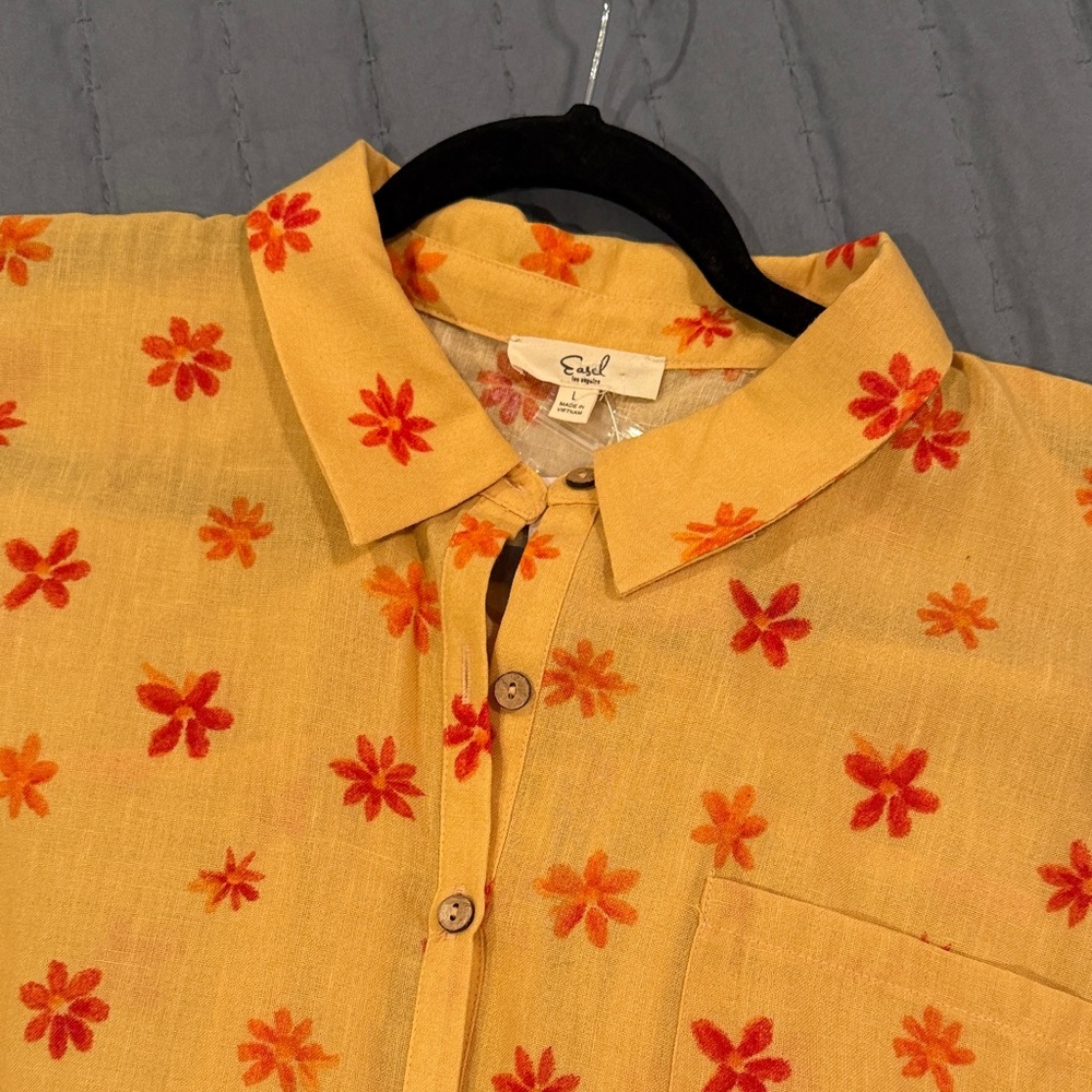 Easel Mustard Floral Button Down Shirt